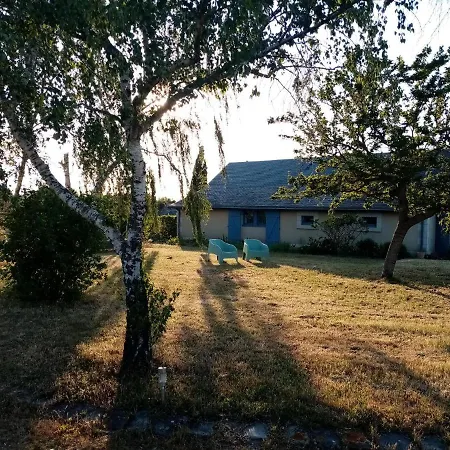 le grand pré Сasa de vacaciones Longué