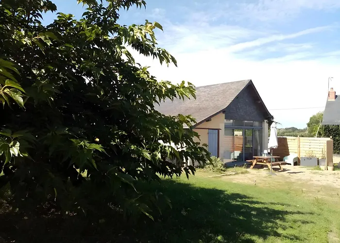 Le Grand Pre 펜션 Longué